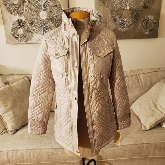 Michael Kors Missy Quilted Anorak Jacket - Picture 4 of 14